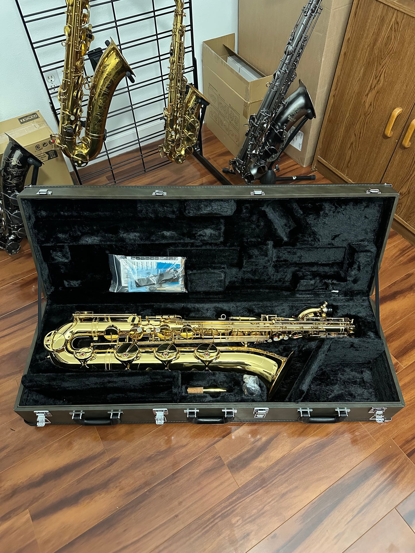 New Open Box Yamaha YBS-82 Custom Baritone Saxophone
