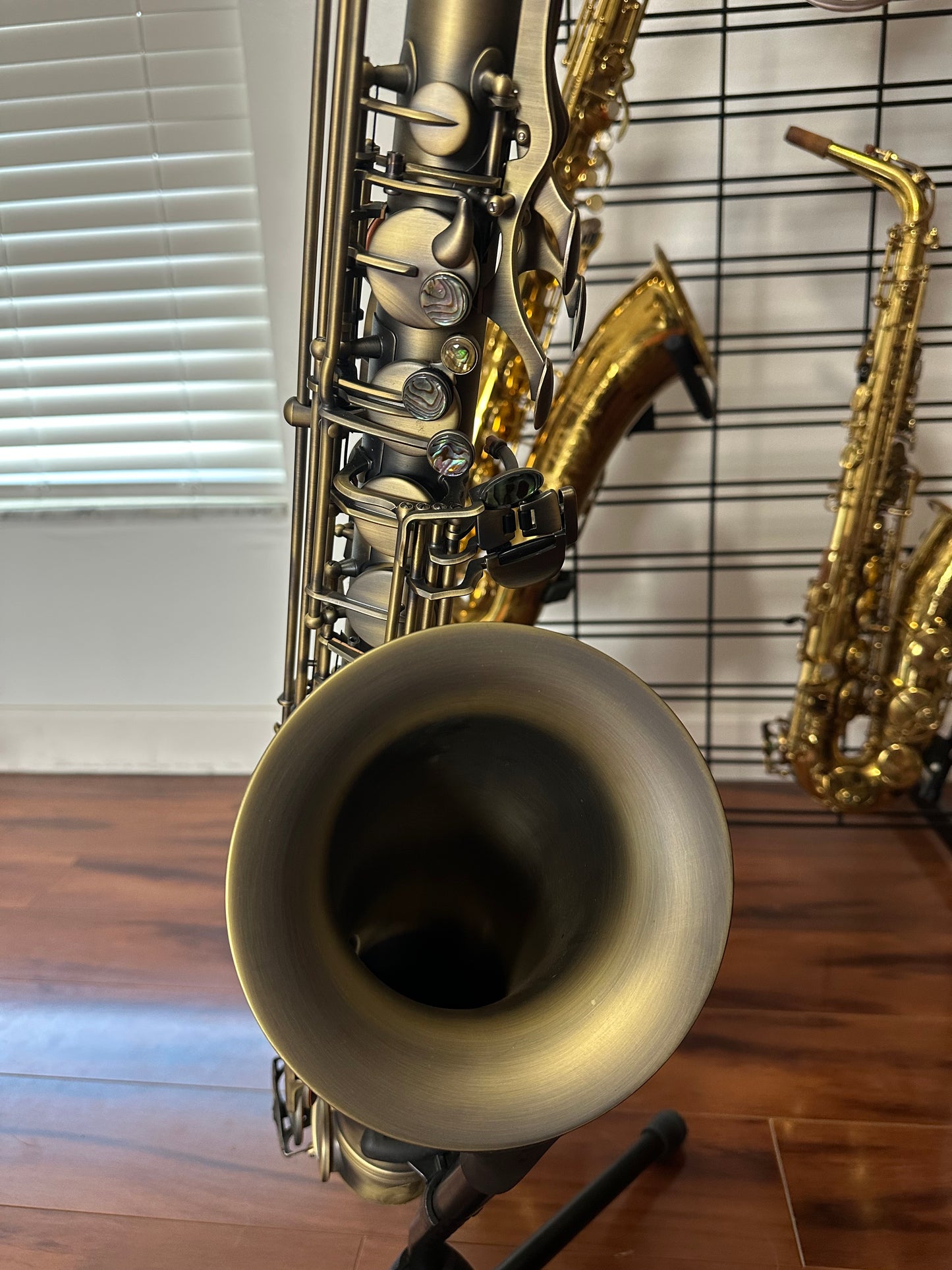 MINT CONDITION P. Mauriat System 76 2nd Edition Tenor Saxophone!