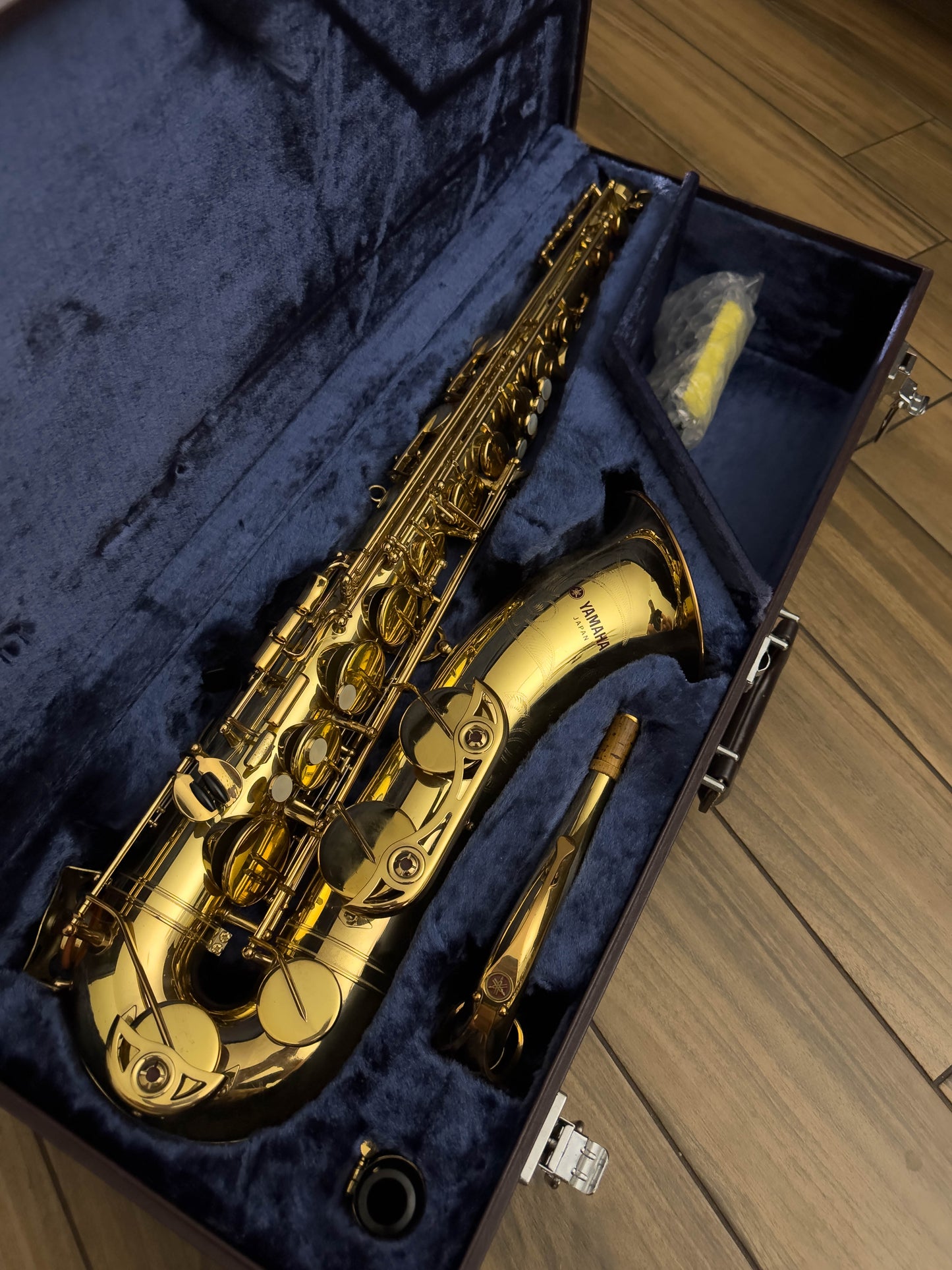 Yamaha YTS-62 Purple Logo Professional Tenor Saxophone