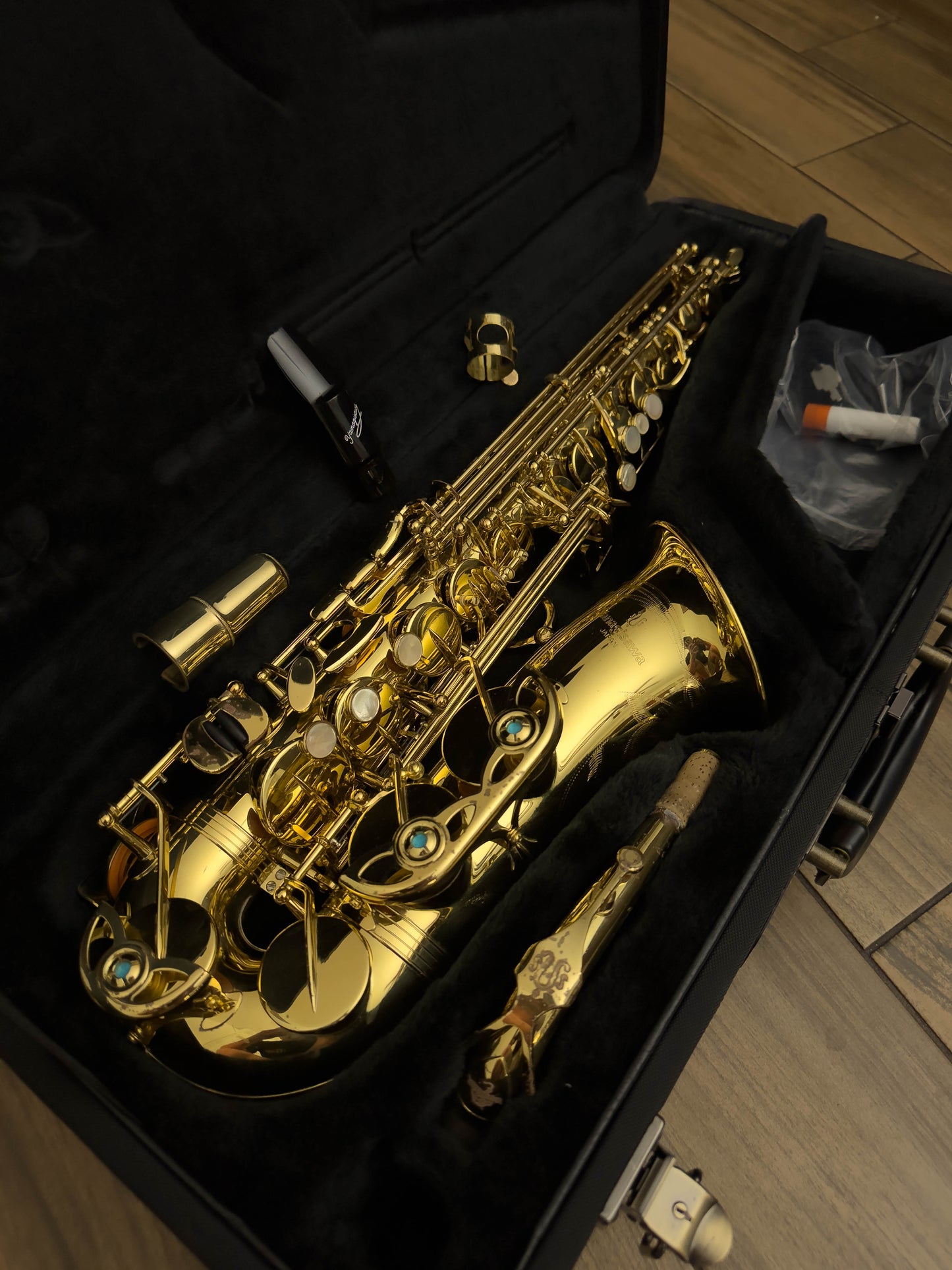 Yanagisawa AW01 Professional Alto Saxophone