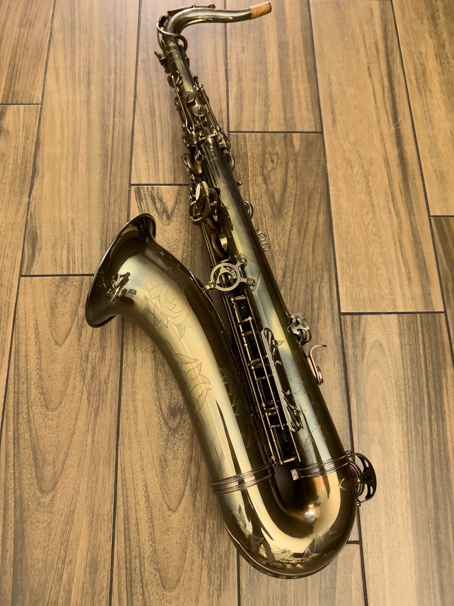 LIKE NEW Antigua ProOne Professional Tenor Saxophone - Cryogenically Treated Classic Antique Finish